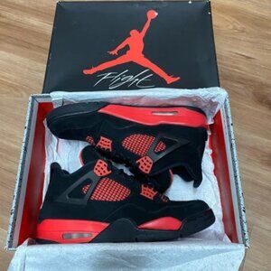 Air Jordan 4 Retro “Red Thunder”